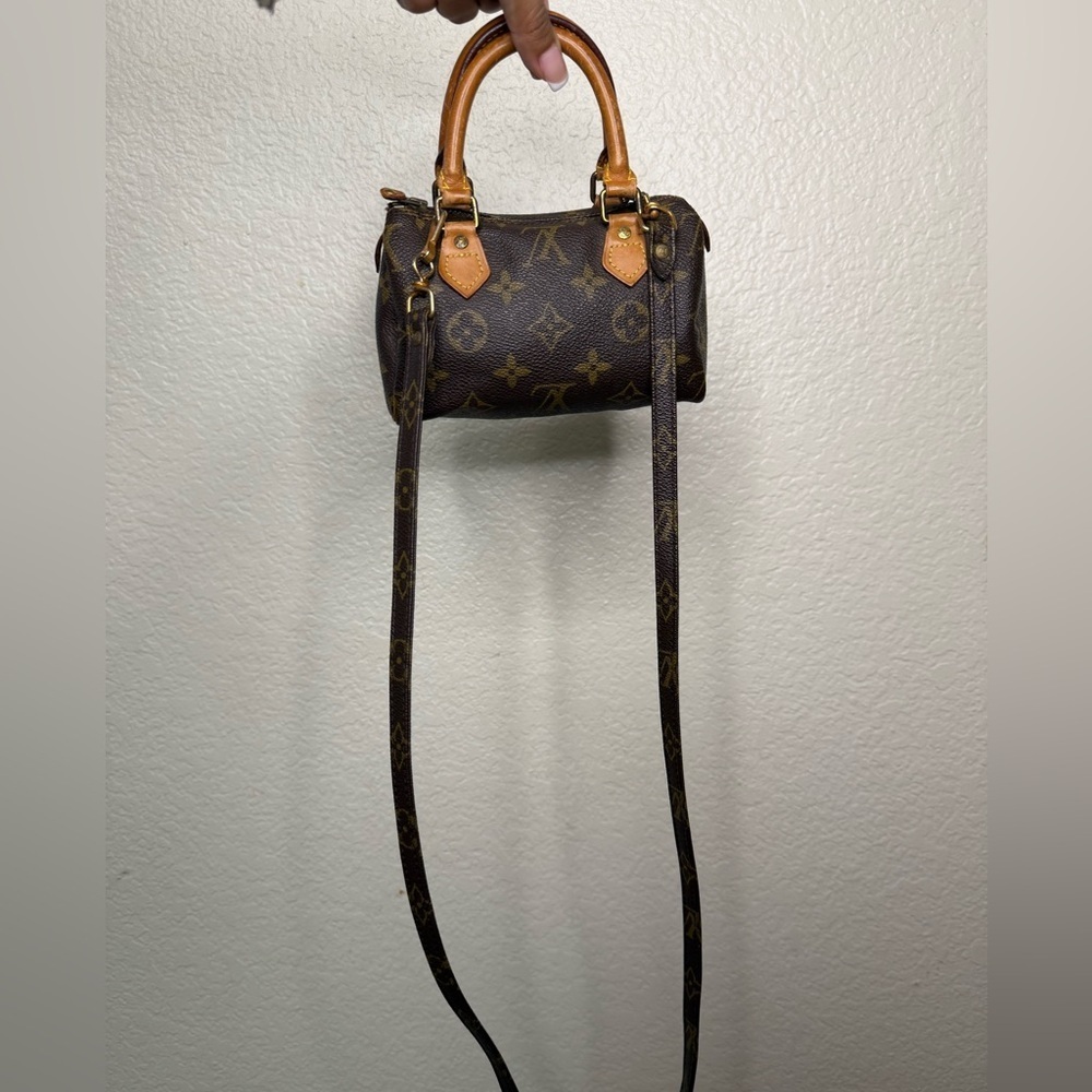 Louis Vuitton Monogram Mini Speedy - Picture 16 of 16